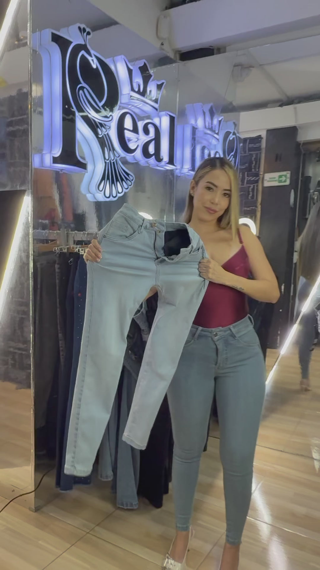 JEANS DIRTY -  Bota Skinny (tubo) - Con   Bolsillos - Con o sin FAJA TRIPLE LEVANTA Cola 3D - 4D - Tiro ALTO